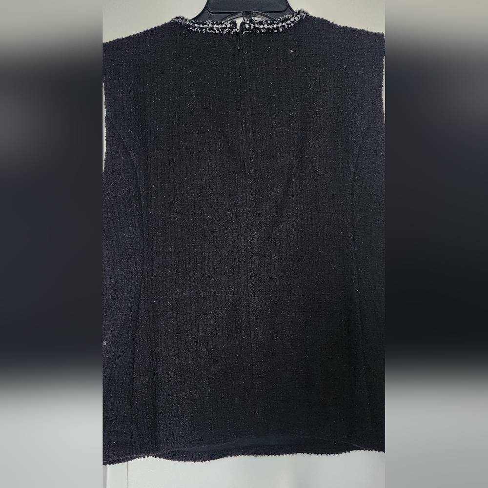 Chic Black Tweed Sleeveless Vest with Contrast Trim And Silver Accents - Picture 4 of 4